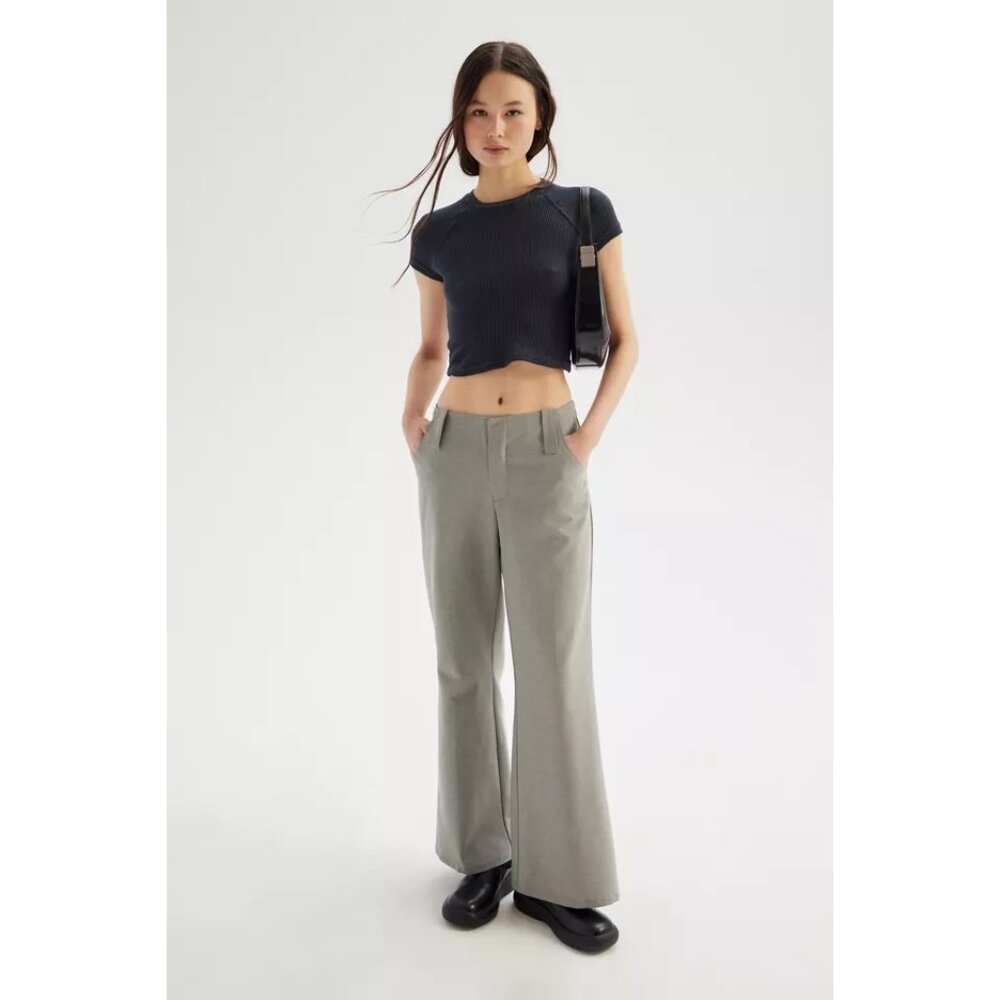 NWT Urban Outfitters Womens Size 0 0x32 Gray Costa Low-Rise Trouser Pant NEW